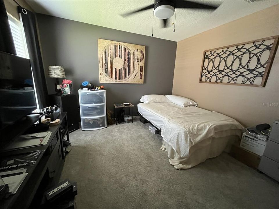 For Sale: $565,000 (4 beds, 3 baths, 2275 Square Feet)