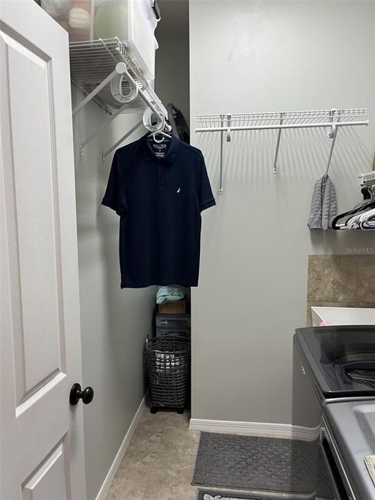 For Sale: $565,000 (4 beds, 3 baths, 2275 Square Feet)