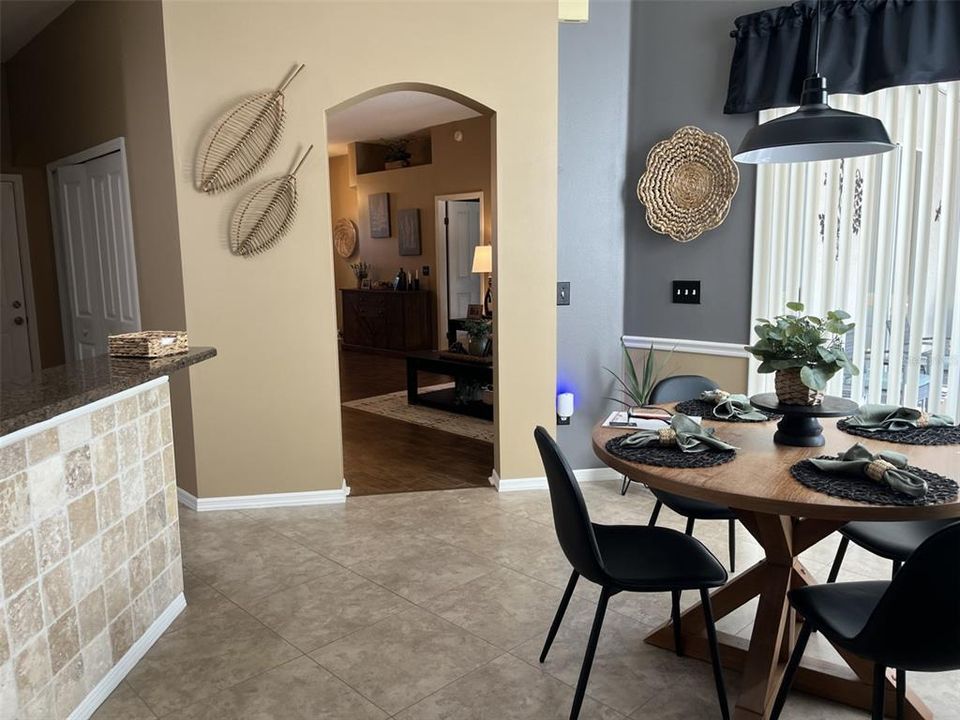 For Sale: $565,000 (4 beds, 3 baths, 2275 Square Feet)