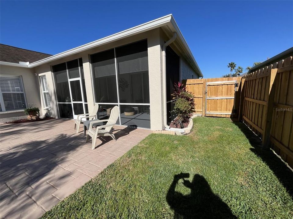 For Sale: $565,000 (4 beds, 3 baths, 2275 Square Feet)