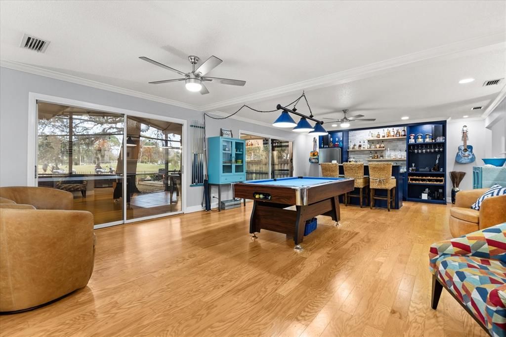 En Venta: $579,000 (3 camas, 2 baños, 2574 Pies cuadrados)