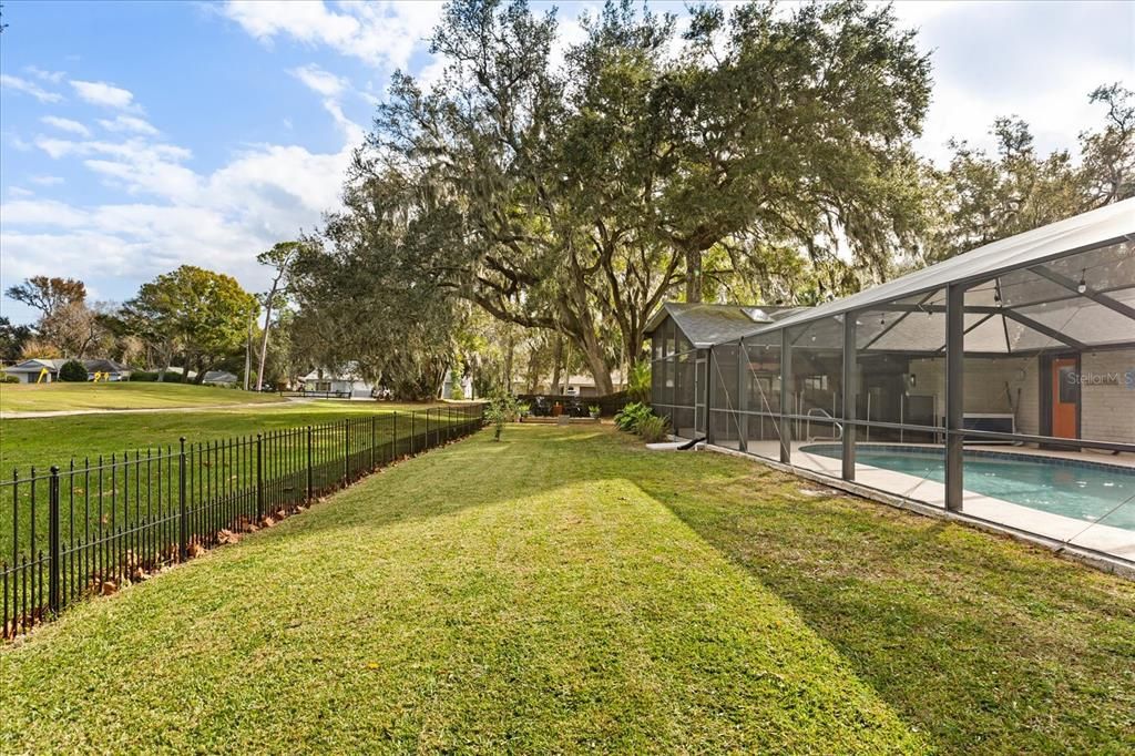 En Venta: $579,000 (3 camas, 2 baños, 2574 Pies cuadrados)