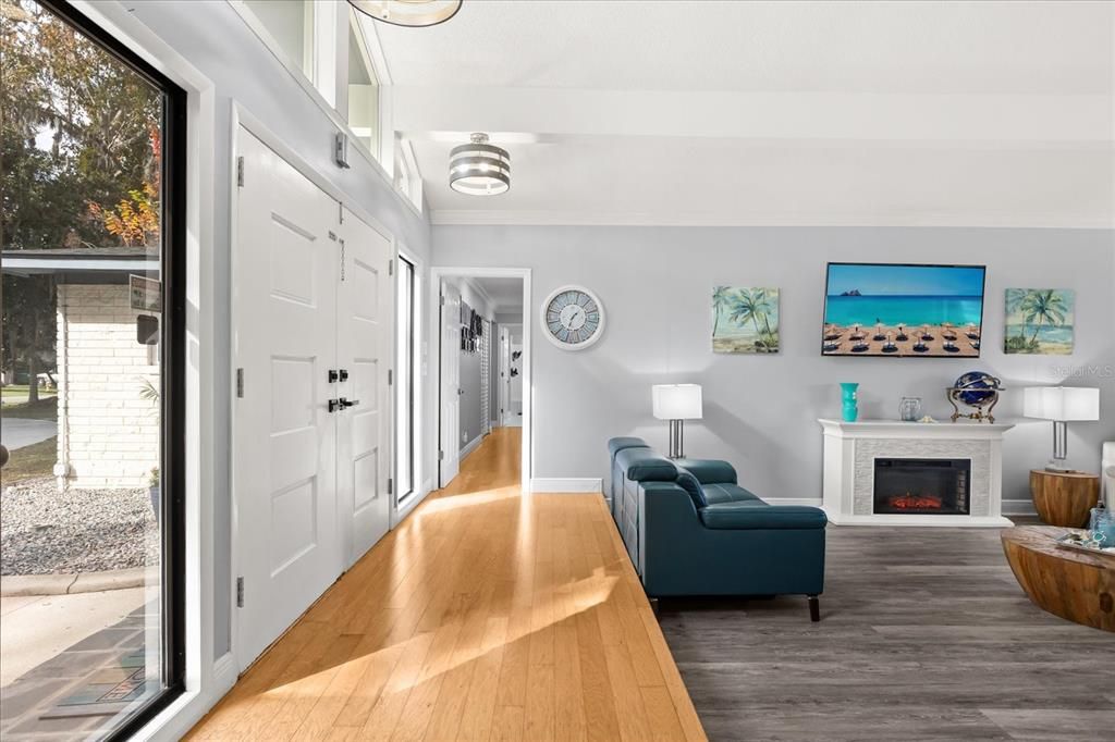 En Venta: $579,000 (3 camas, 2 baños, 2574 Pies cuadrados)