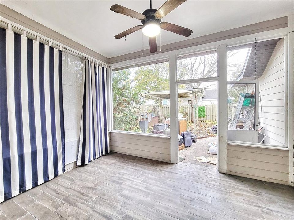 待售: $299,900 (3 贝兹, 2 浴室, 1609 平方英尺)