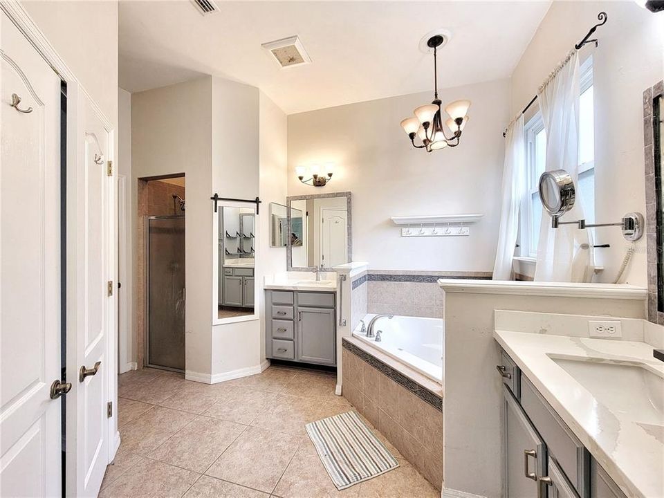 待售: $299,900 (3 贝兹, 2 浴室, 1609 平方英尺)