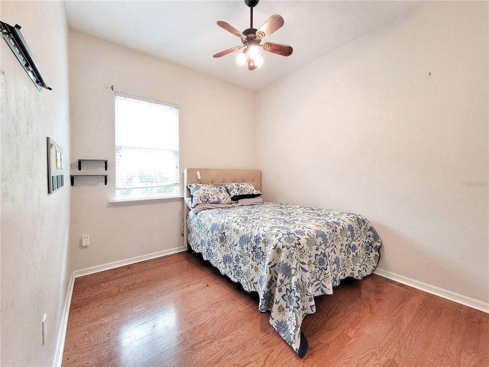 待售: $299,900 (3 贝兹, 2 浴室, 1609 平方英尺)