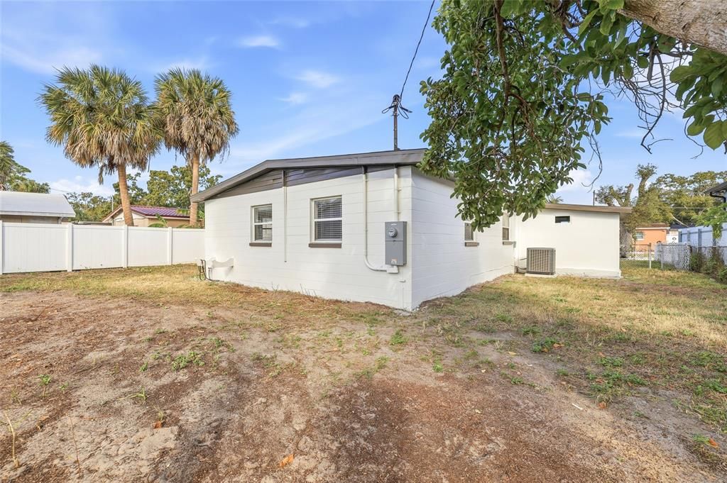 En Venta: $399,900 (3 camas, 2 baños, 1334 Pies cuadrados)