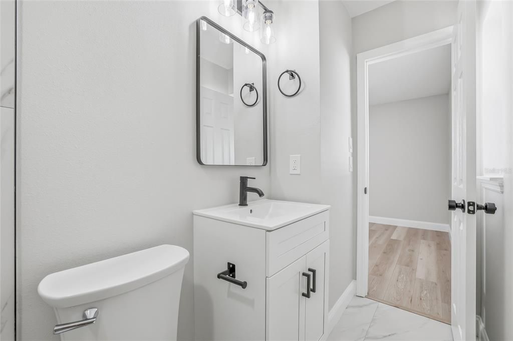 En Venta: $399,900 (3 camas, 2 baños, 1334 Pies cuadrados)