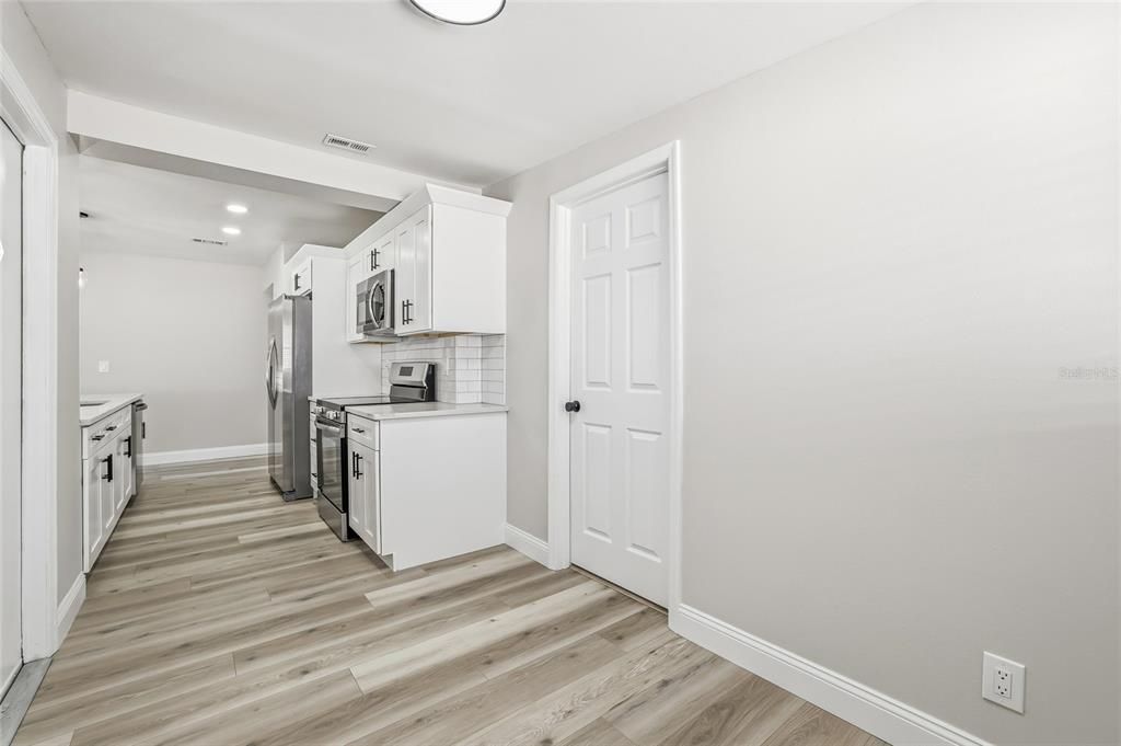 En Venta: $399,900 (3 camas, 2 baños, 1334 Pies cuadrados)