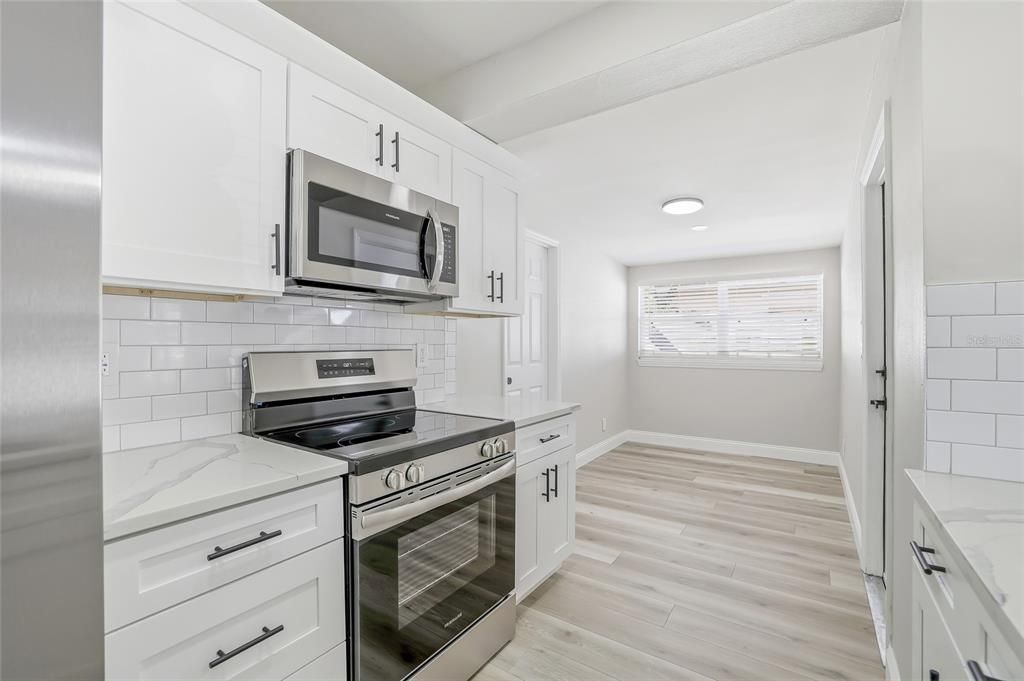 En Venta: $399,900 (3 camas, 2 baños, 1334 Pies cuadrados)