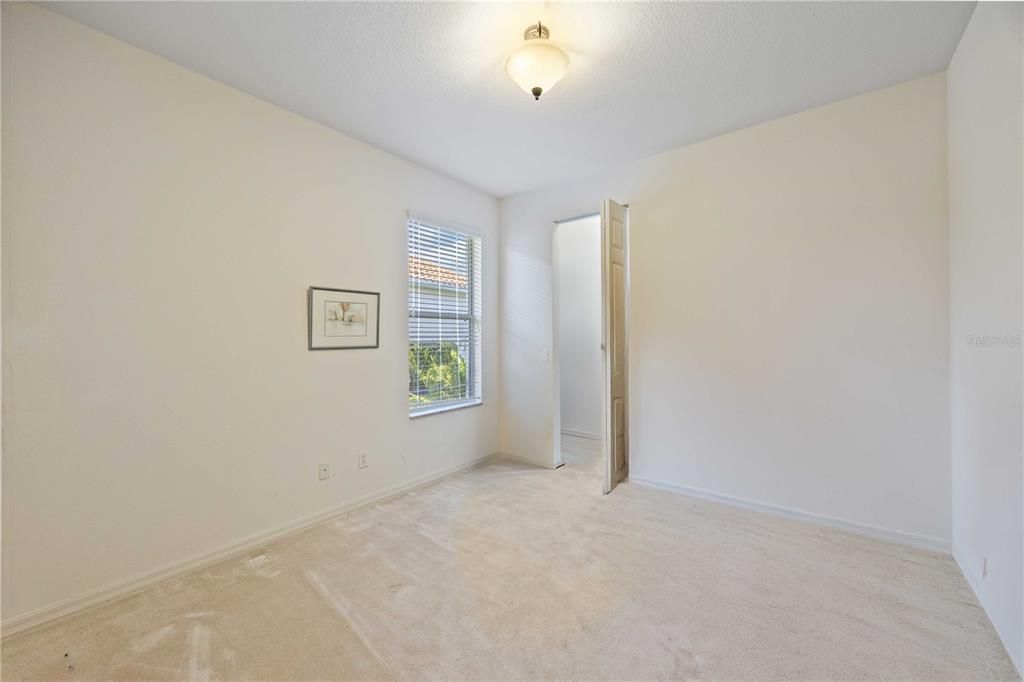 En Venta: $489,999 (3 camas, 2 baños, 2206 Pies cuadrados)