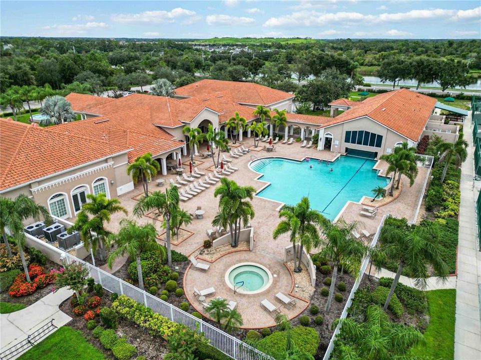 En Venta: $489,999 (3 camas, 2 baños, 2206 Pies cuadrados)