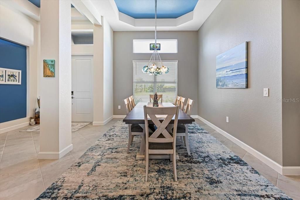 出租: $4,800 (3 贝兹, 3 浴室, 2813 平方英尺)