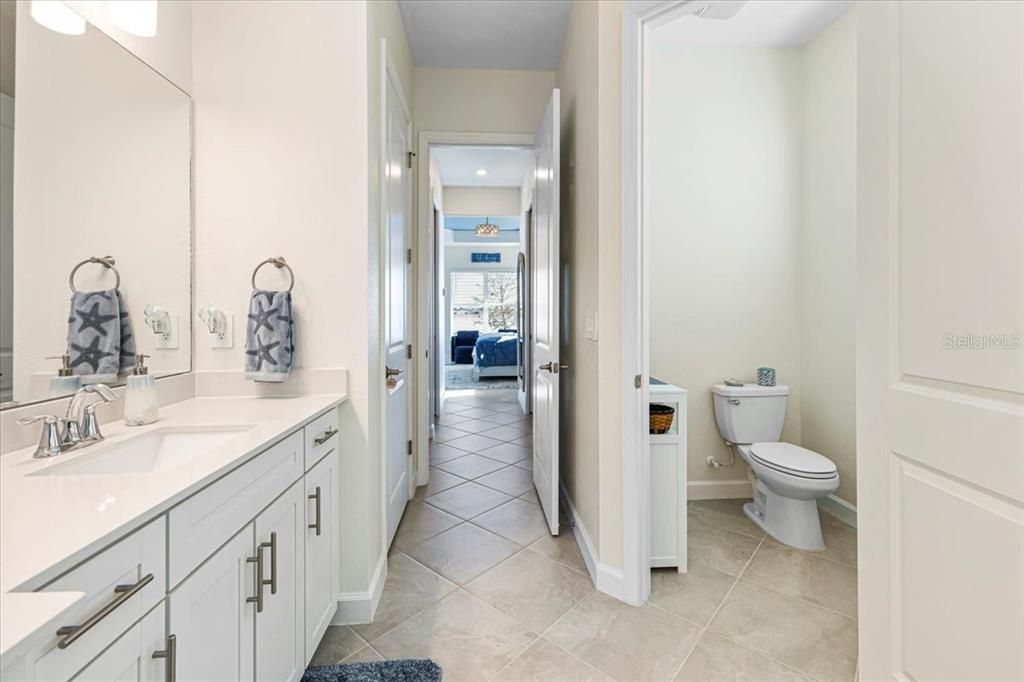 出租: $4,800 (3 贝兹, 3 浴室, 2813 平方英尺)