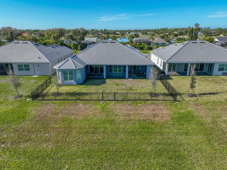 出租: $4,800 (3 贝兹, 3 浴室, 2813 平方英尺)