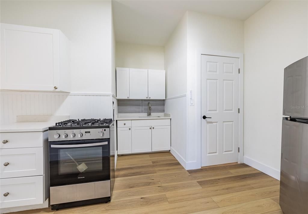 For Sale: $1,499,000 (13 beds, 0 baths, 6350 Square Feet)