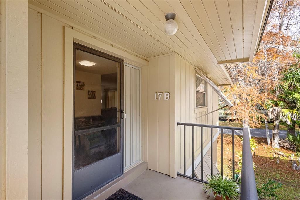 На продажу: $165,900 (2 спален, 2 ванн, 897 Квадратных фут)