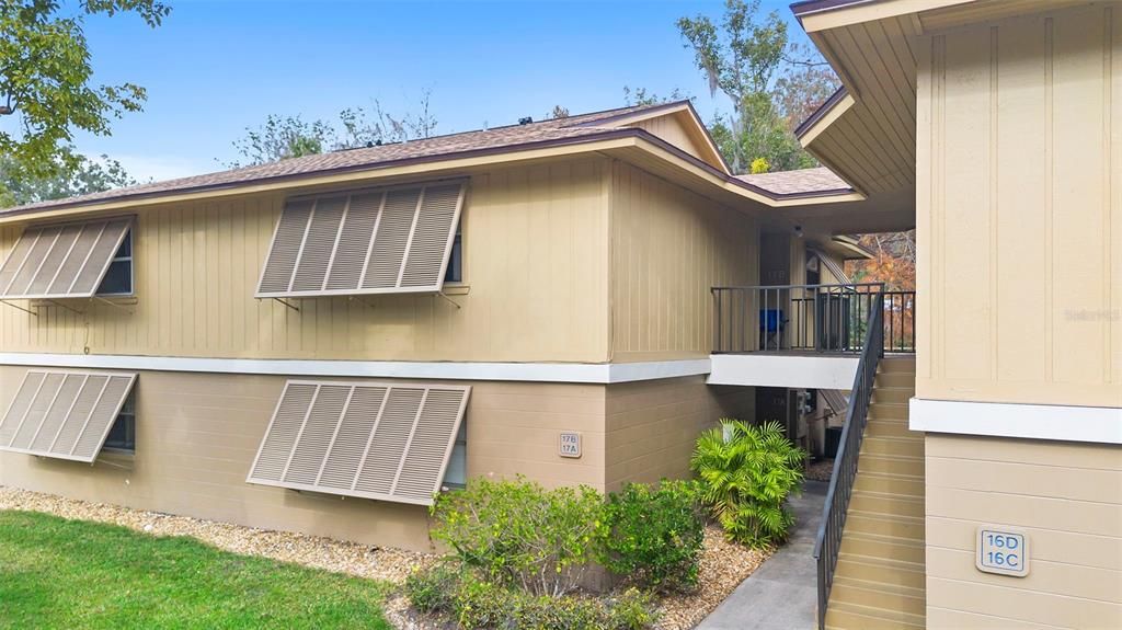 На продажу: $165,900 (2 спален, 2 ванн, 897 Квадратных фут)