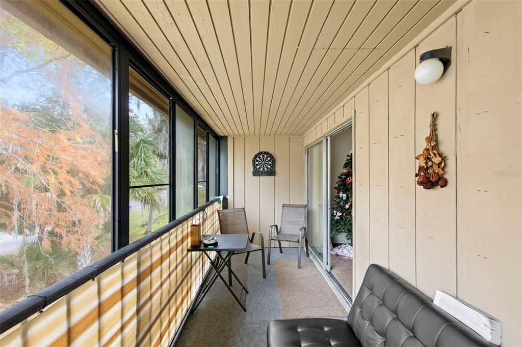 На продажу: $165,900 (2 спален, 2 ванн, 897 Квадратных фут)