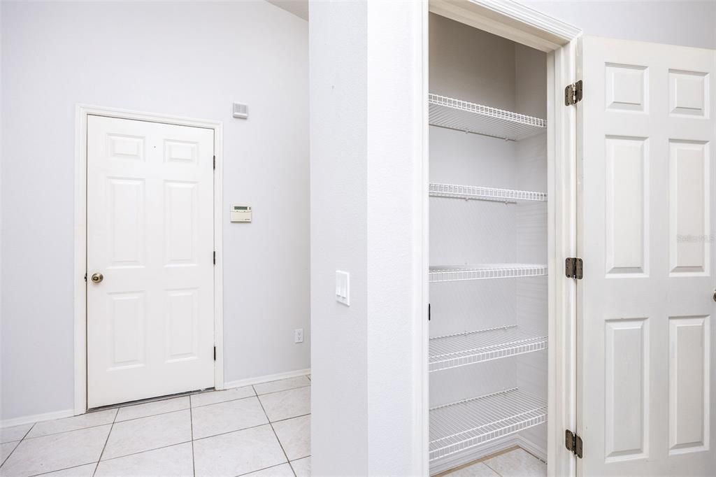 For Sale: $295,000 (3 beds, 2 baths, 1177 Square Feet)