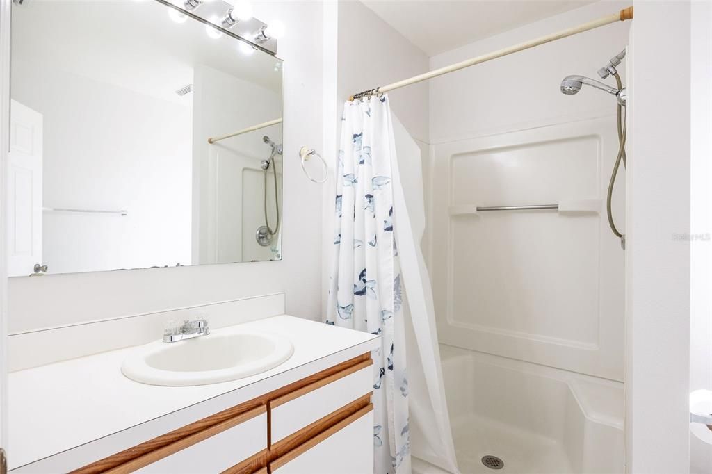 For Sale: $295,000 (3 beds, 2 baths, 1177 Square Feet)