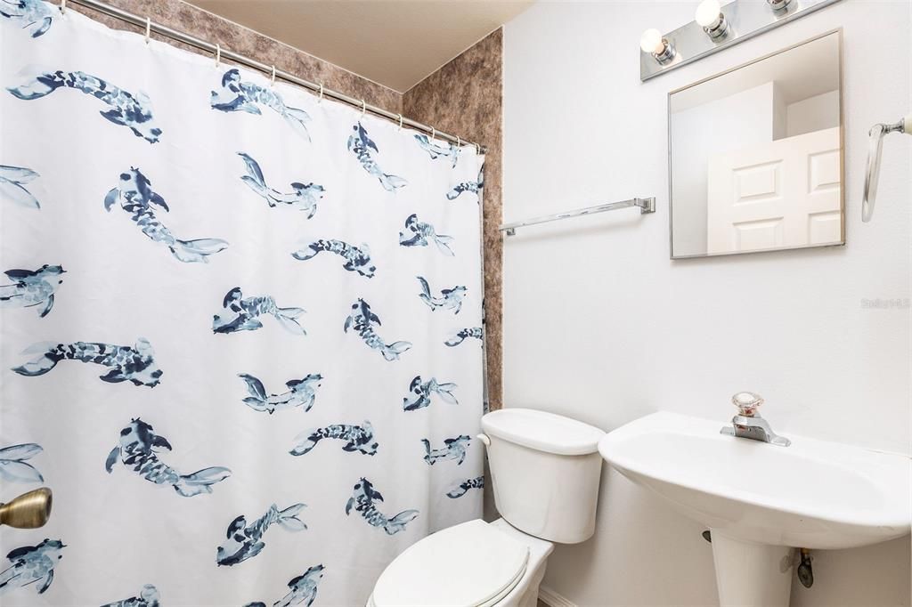 For Sale: $295,000 (3 beds, 2 baths, 1177 Square Feet)