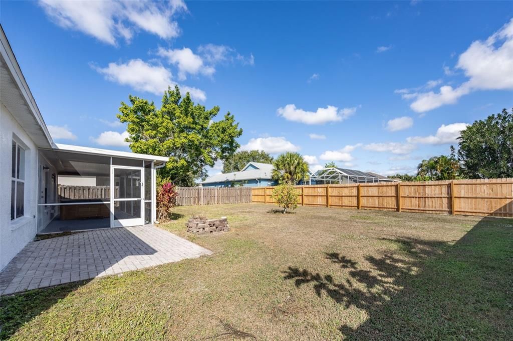 For Sale: $295,000 (3 beds, 2 baths, 1177 Square Feet)