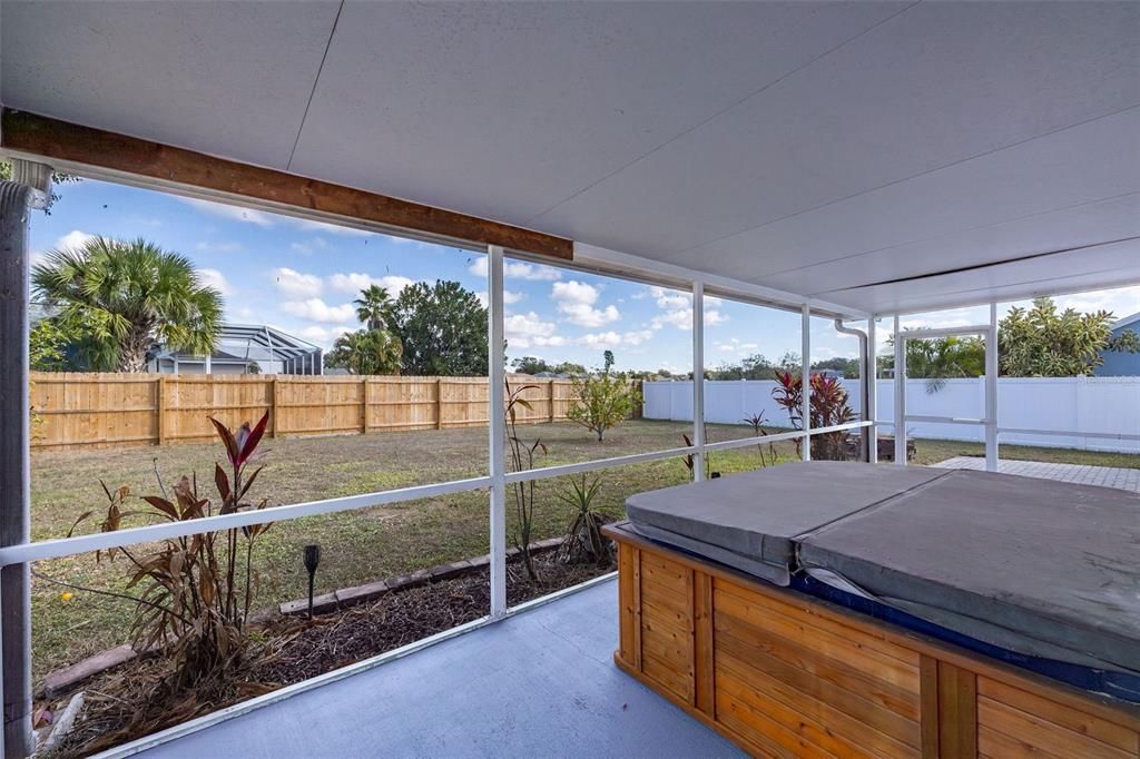 For Sale: $295,000 (3 beds, 2 baths, 1177 Square Feet)