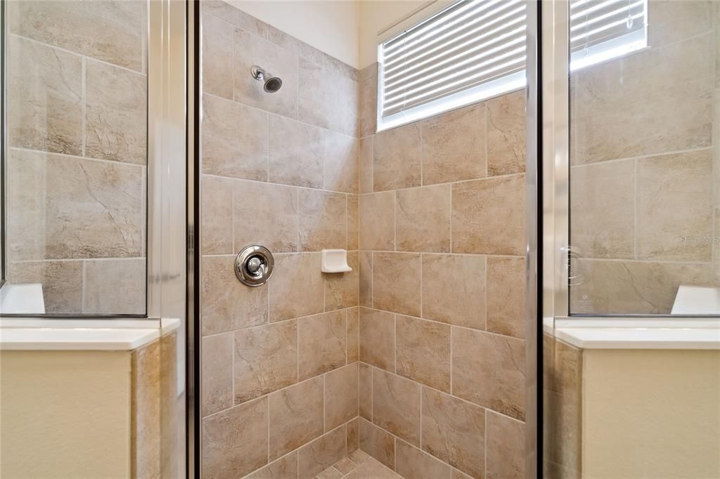 For Sale: $800,000 (3 beds, 2 baths, 2176 Square Feet)