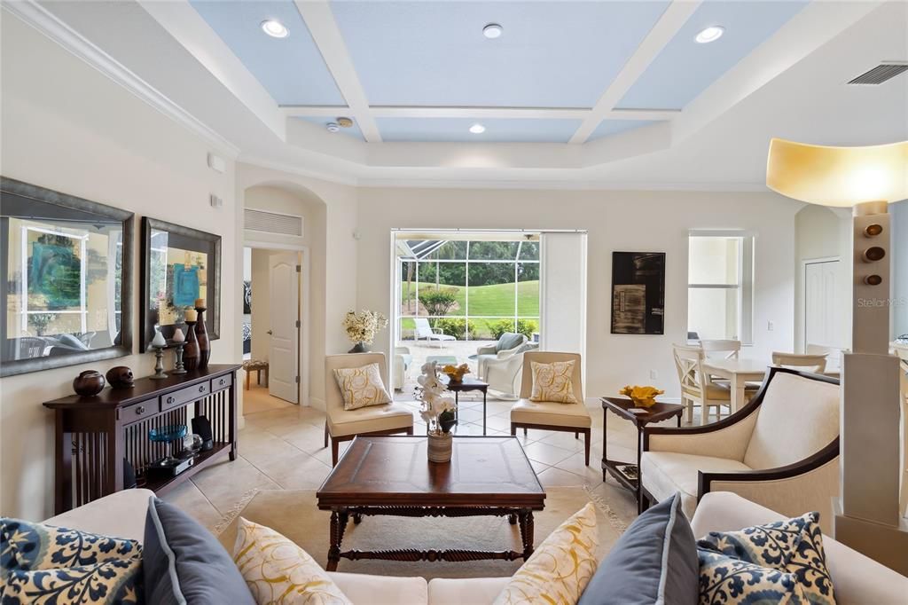 For Sale: $800,000 (3 beds, 2 baths, 2176 Square Feet)