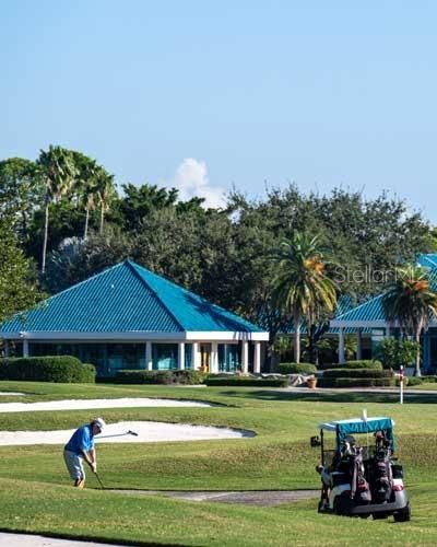 For Sale: $800,000 (3 beds, 2 baths, 2176 Square Feet)