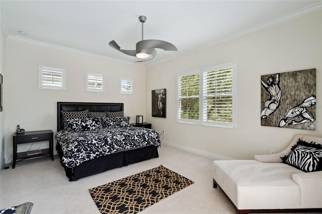 For Sale: $800,000 (3 beds, 2 baths, 2176 Square Feet)