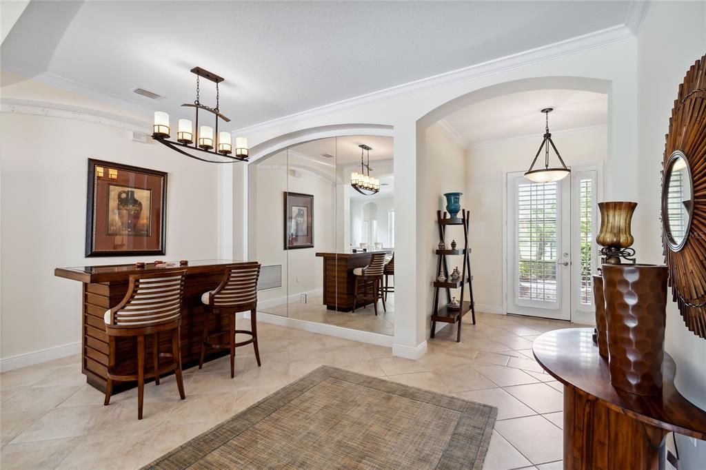 For Sale: $800,000 (3 beds, 2 baths, 2176 Square Feet)