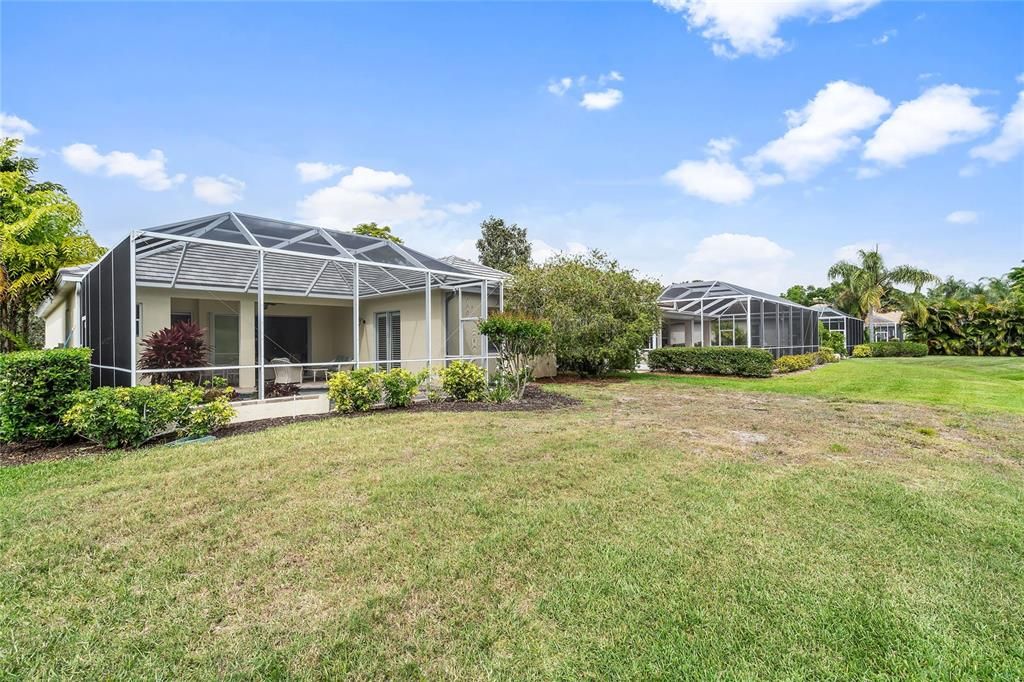 For Sale: $800,000 (3 beds, 2 baths, 2176 Square Feet)