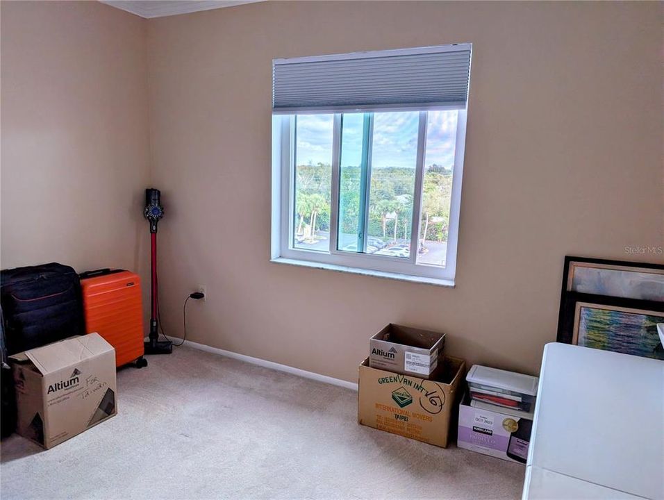 For Sale: $158,800 (2 beds, 2 baths, 1144 Square Feet)