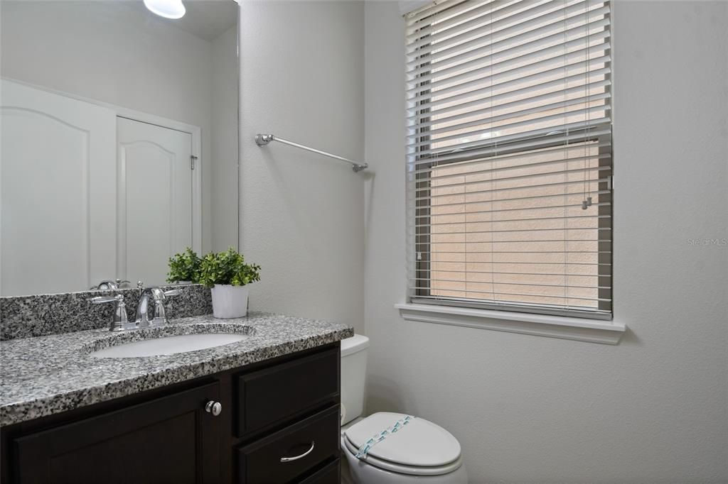 For Sale: $610,000 (6 beds, 4 baths, 3142 Square Feet)