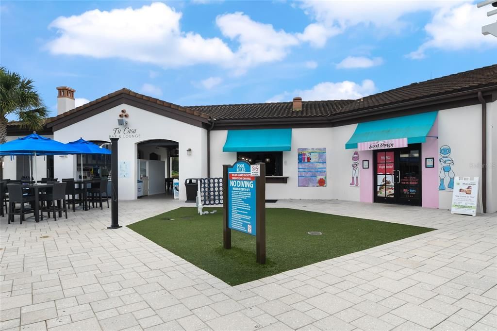 For Sale: $610,000 (6 beds, 4 baths, 3142 Square Feet)