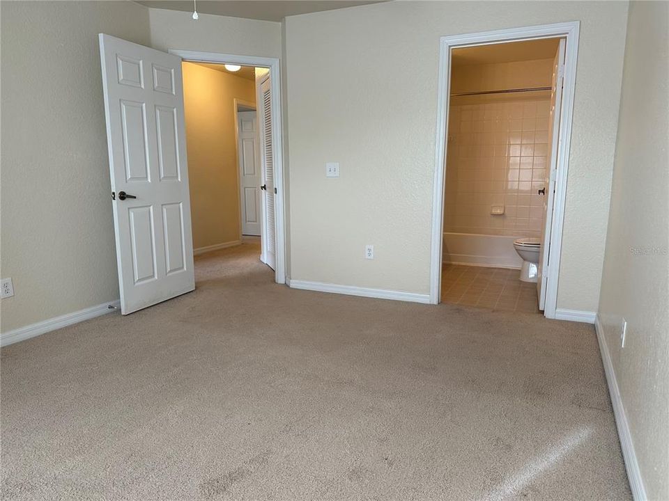 En Renta: $1,775 (4 camas, 3 baños, 1470 Pies cuadrados)