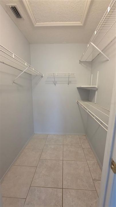 For Rent: $1,800 (2 beds, 2 baths, 1135 Square Feet)