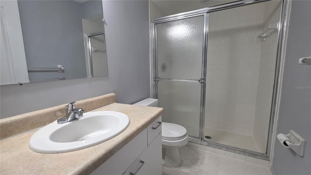 For Rent: $1,800 (2 beds, 2 baths, 1135 Square Feet)