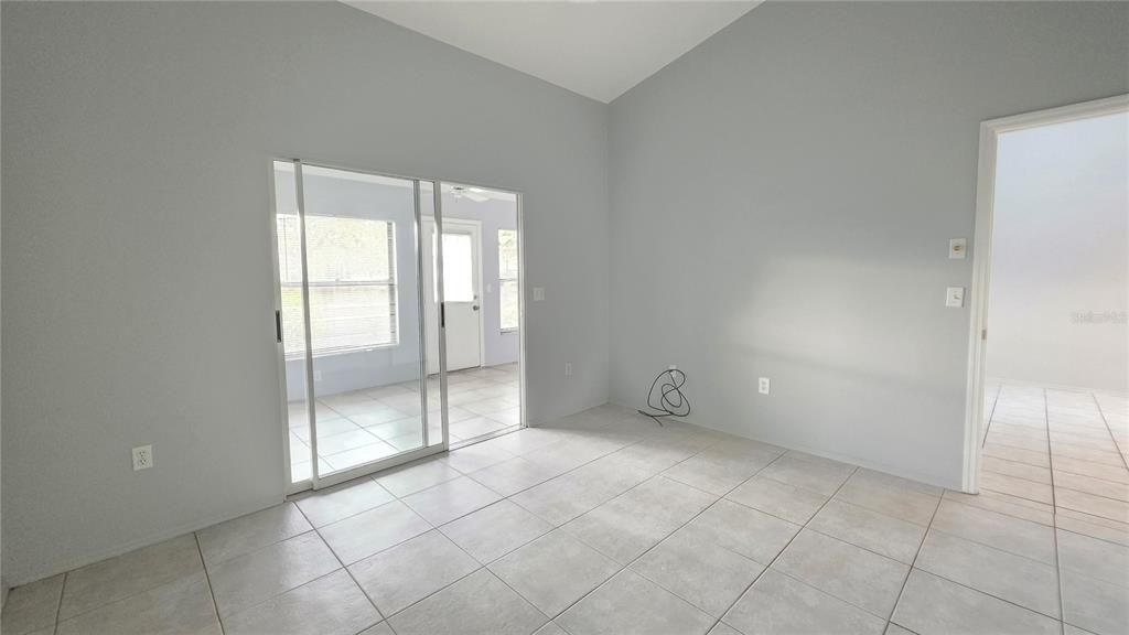 For Rent: $1,800 (2 beds, 2 baths, 1135 Square Feet)