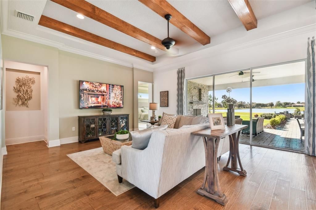 На продажу: $1,299,900 (3 спален, 2 ванн, 3066 Квадратных фут)