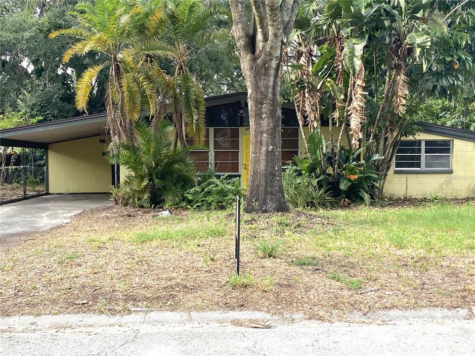 Recently Sold: $225,000 (4 beds, 2 baths, 1320 Square Feet)