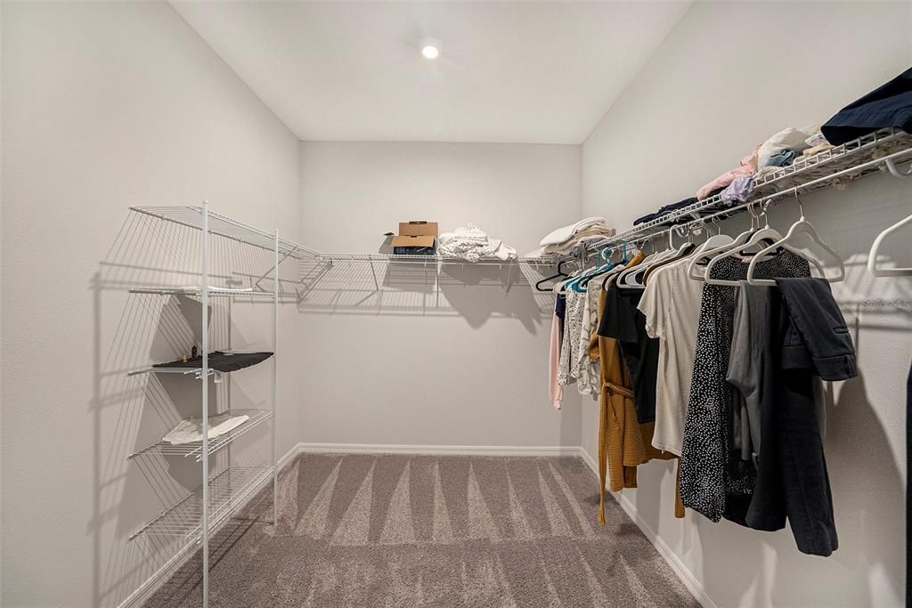 For Sale: $599,990 (4 beds, 3 baths, 2420 Square Feet)