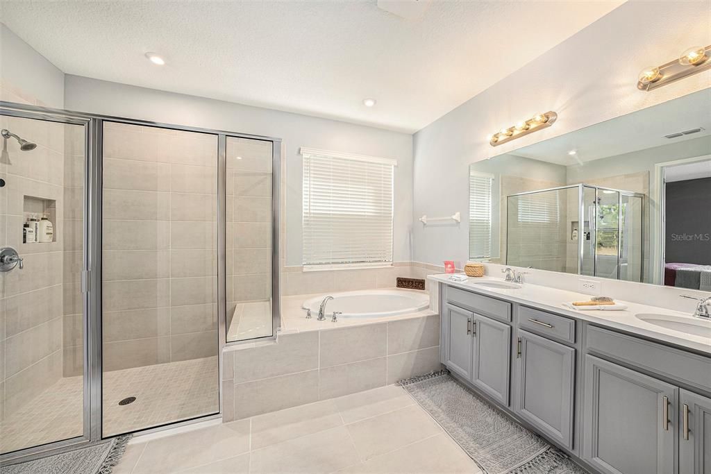 For Sale: $599,990 (4 beds, 3 baths, 2420 Square Feet)