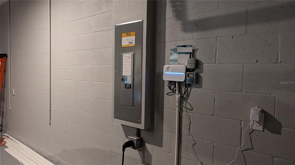 For Sale: $599,990 (4 beds, 3 baths, 2420 Square Feet)