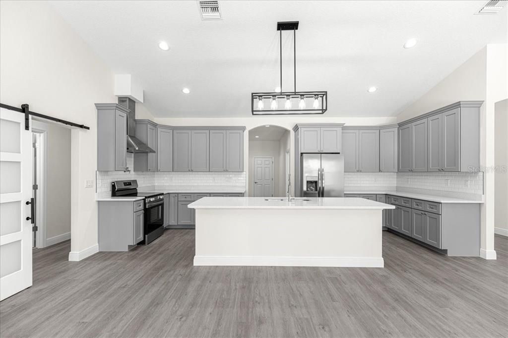 En Venta: $498,000 (3 camas, 2 baños, 3855 Pies cuadrados)