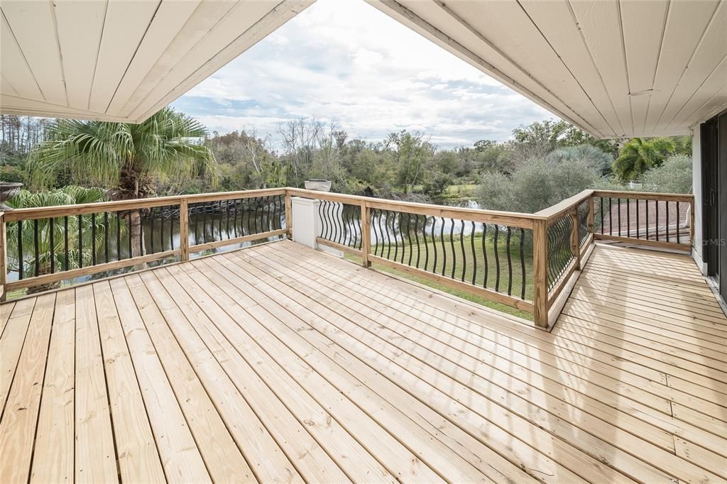 待售: $1,150,000 (5 贝兹, 3 浴室, 4242 平方英尺)