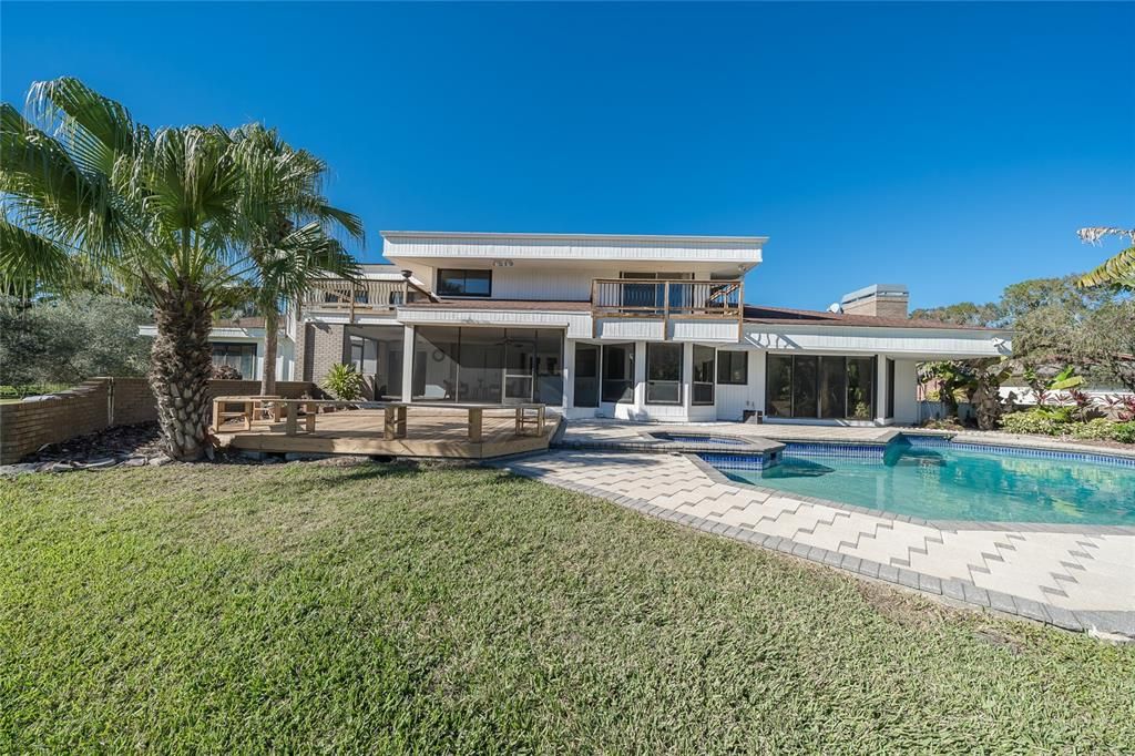 待售: $1,150,000 (5 贝兹, 3 浴室, 4242 平方英尺)