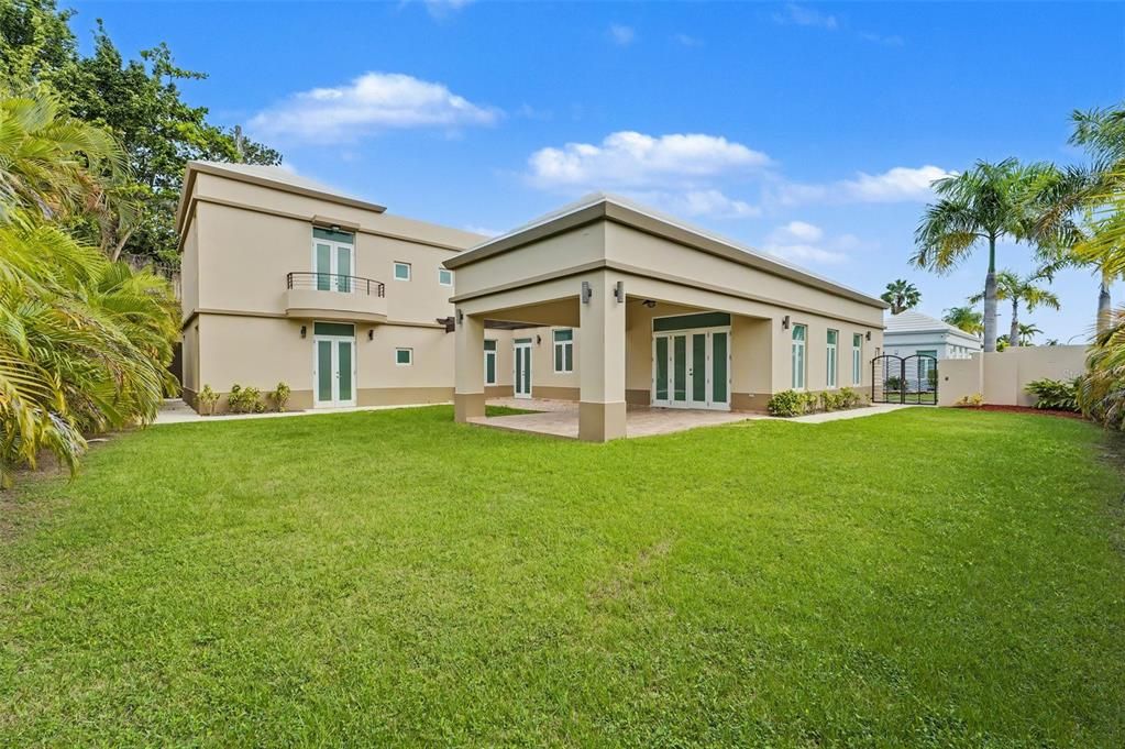 На продажу: $1,200,000 (4 спален, 3 ванн, 3857 Квадратных фут)